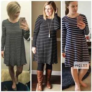 OLD NAVY Relaxed through the body